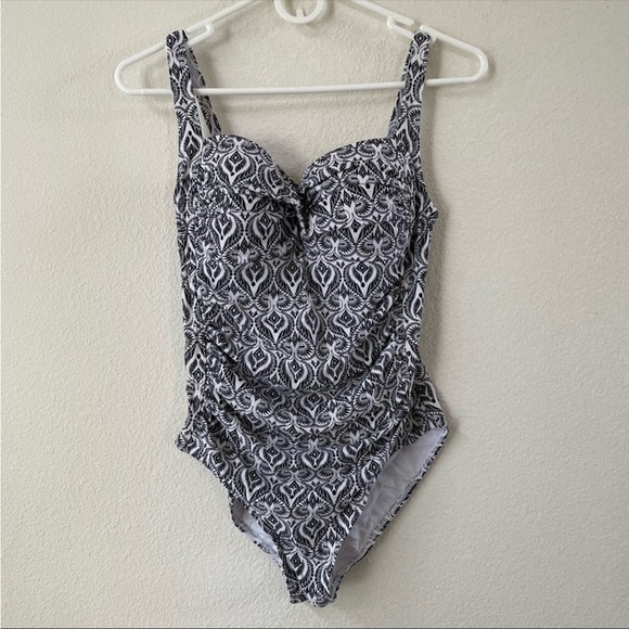 Bondeye Australia patterned black and white one piece ruched swimsuit - Picture 3 of 11